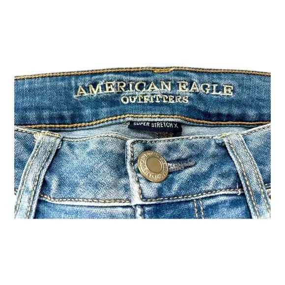 American Eagle Outfitters Size 8 Short Skinny  Light Wash Jeans - Picture 2 of 6